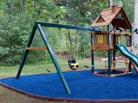 Playsafer 4' Flexible Interlocking Rubber Edging for Playgrounds (20 Pack, Terra Cotta)
