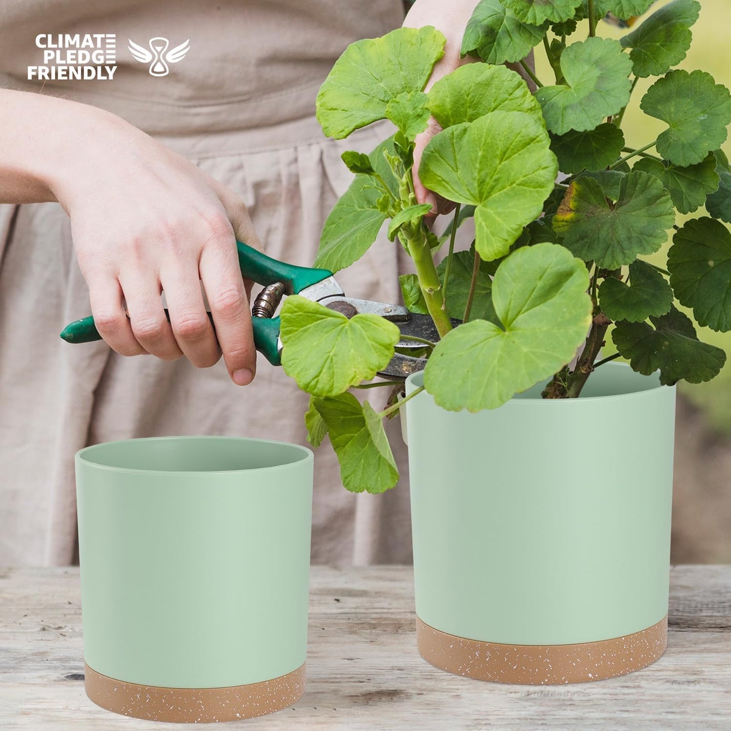 Plant Pots with Drainage Holes and Saucers – 7, 6.5, 6, 5, 4 Inch Plastic Planters for Indoor Outdoor Plants, Modern Matte Finish, Lightweight & Durable(Green)