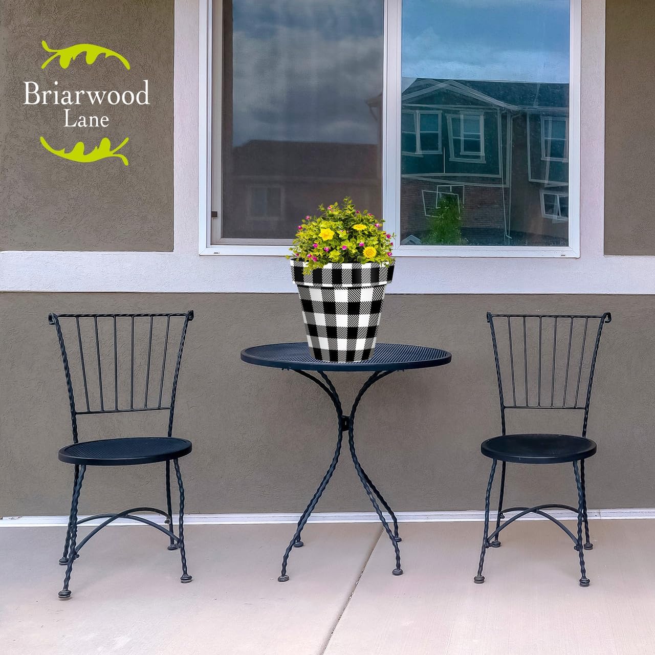 Briarwood Lane Black and White Buffalo Check Medium Planter