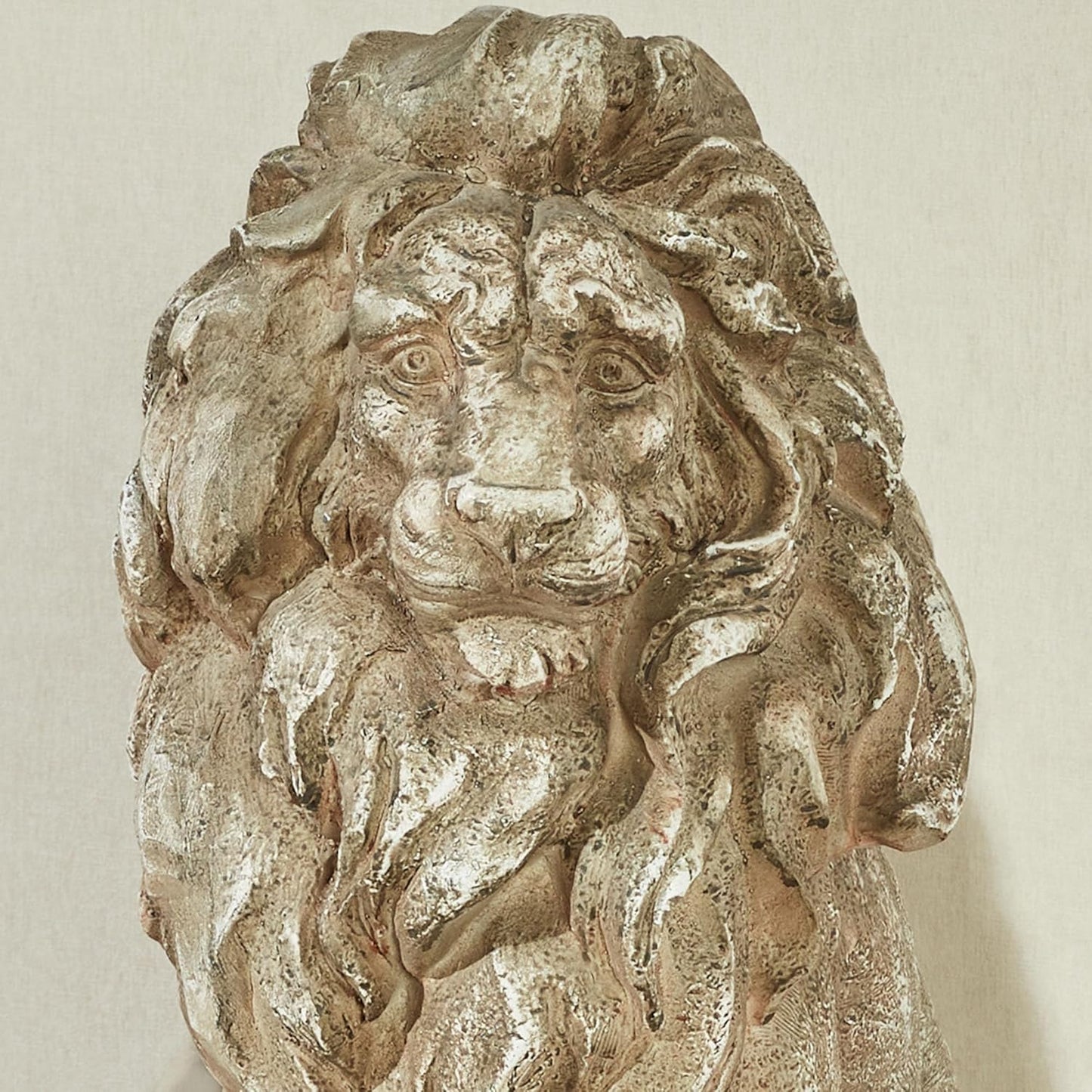 Lions at Guard Sculpture Set of 2 | Lion Statues | Outdoor Seasonal Lion Sculpture Set | Garden Backyard Yard Driveway | Weathered Sand | Realistic Lion Statues