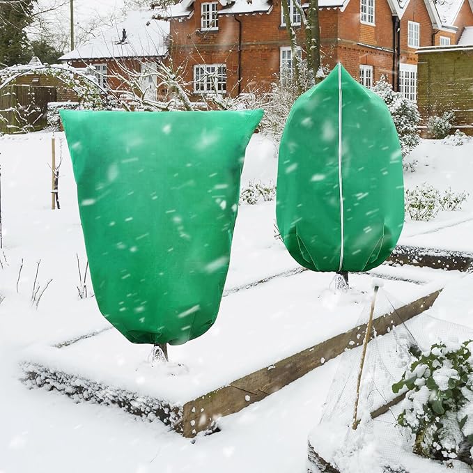 2 Packs Plant Covers Freeze Protection 47" x 70" 2.82oz/yd² Heavy Duty Winter Cold Weather Frost Cloth Blankets, Garden Warm Jacket Bags with Zipper & Drawstring for Outdoor Plants Fruit Tree Potted