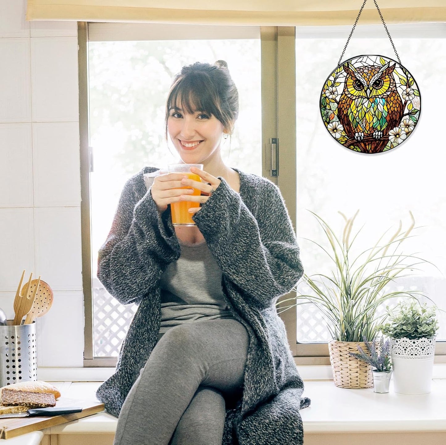 Owl Stained Glass Window Hanging Bird Light Sun Catcher Owls Lover Gifts for Women Christmas Suncatchers for Garden Home Windows Hanging Decoration, 7.87inch