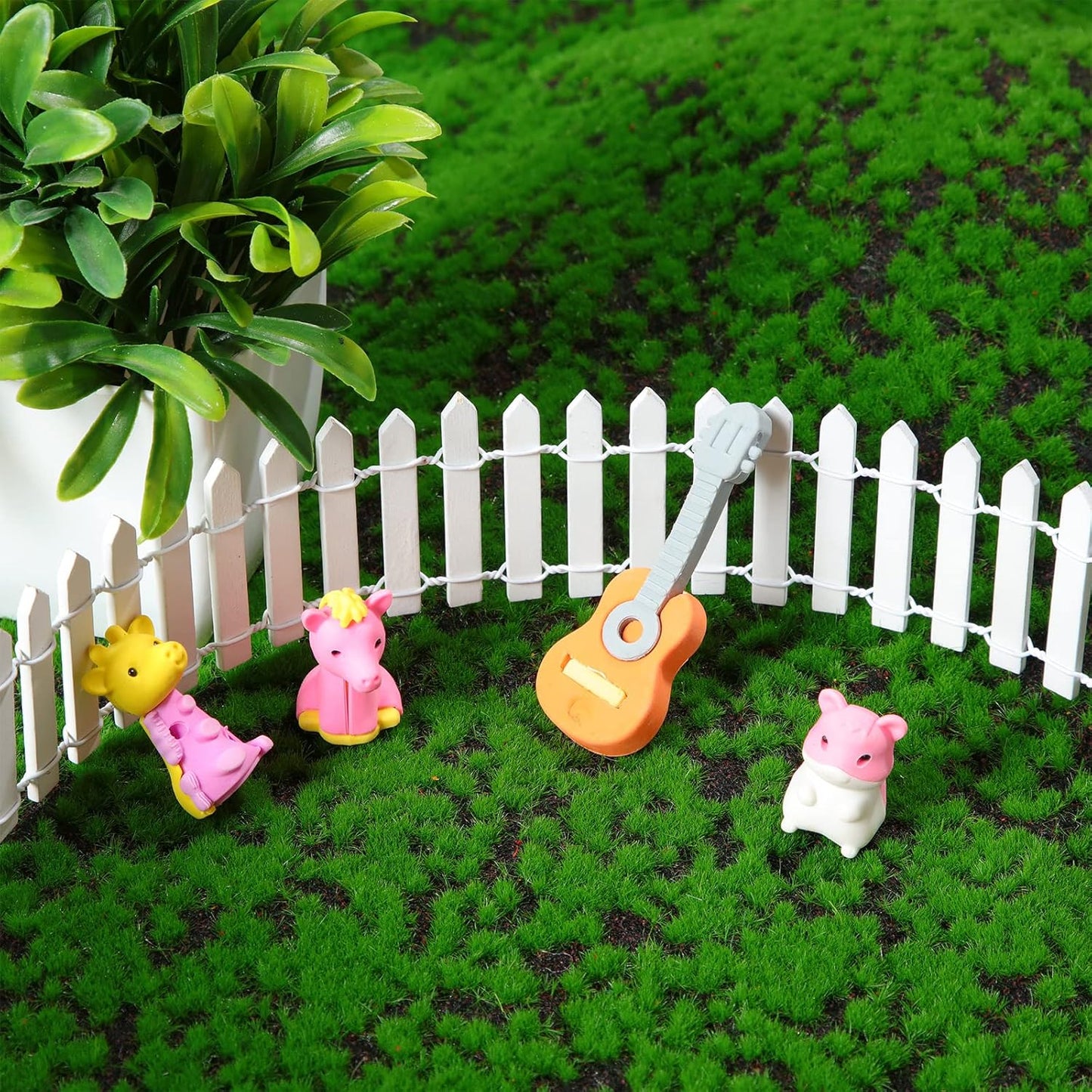 Kigley 6 Pcs 40 Inch Fairy Fence Wood Miniature Garden Picket Fence Decorations for DIY Plant Pot House Home Dollhouse Outdoor Diorama Project(White,Brown)
