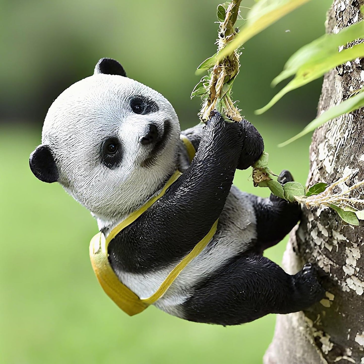 Outdoor Panda Resin Hanging - Rope Decor Statue, Animal Suspended Ornament, Ideal for Patio, Lawn & Courtyard Decoration, Housewarming Gift for Friends