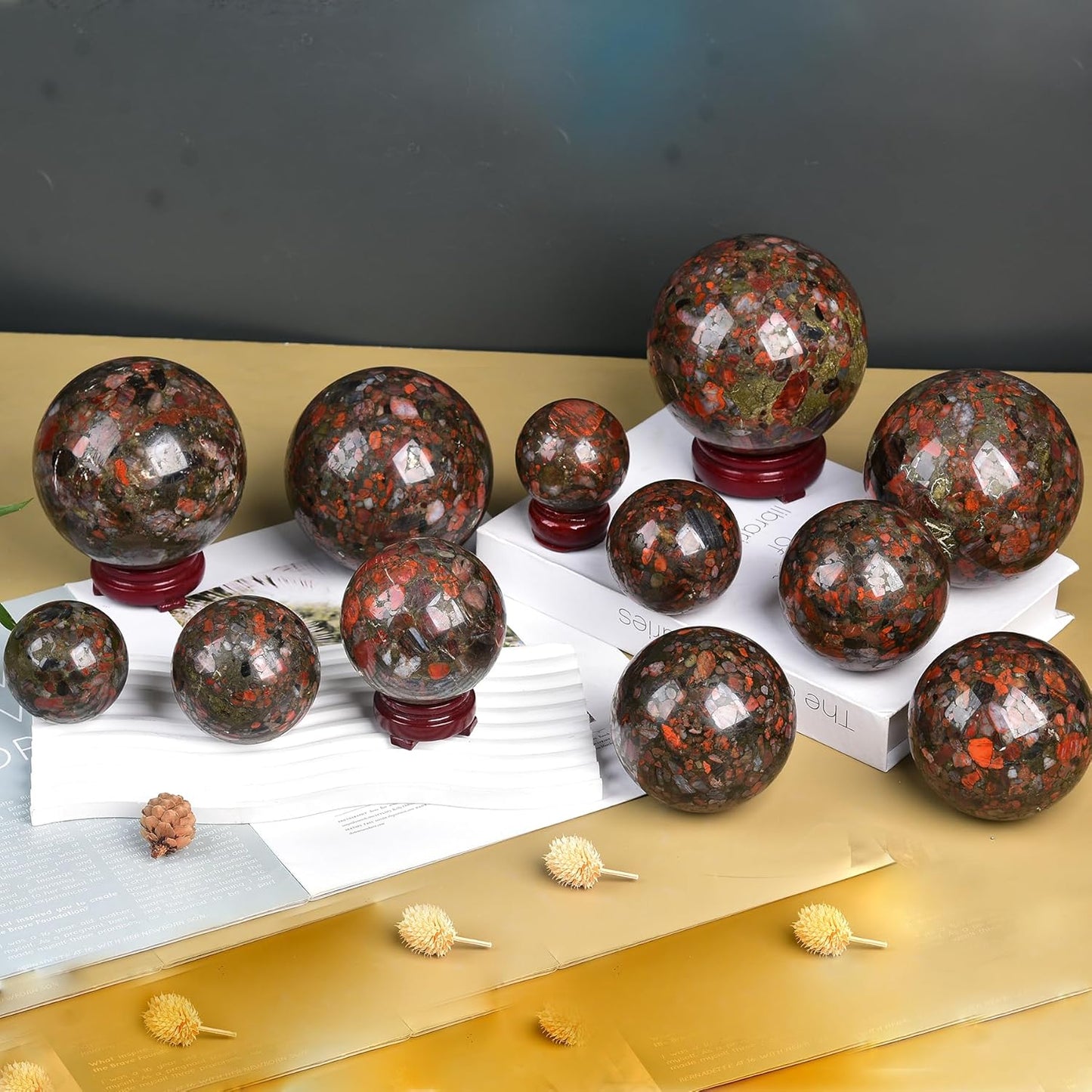 JIC Gem Brazilian Red Agate Crystal Sphere Large Gemstone Sphere Red Healing Crystal Ball with Display Stand Home Decor Meditation Grid Energy Balance (90-100mm)