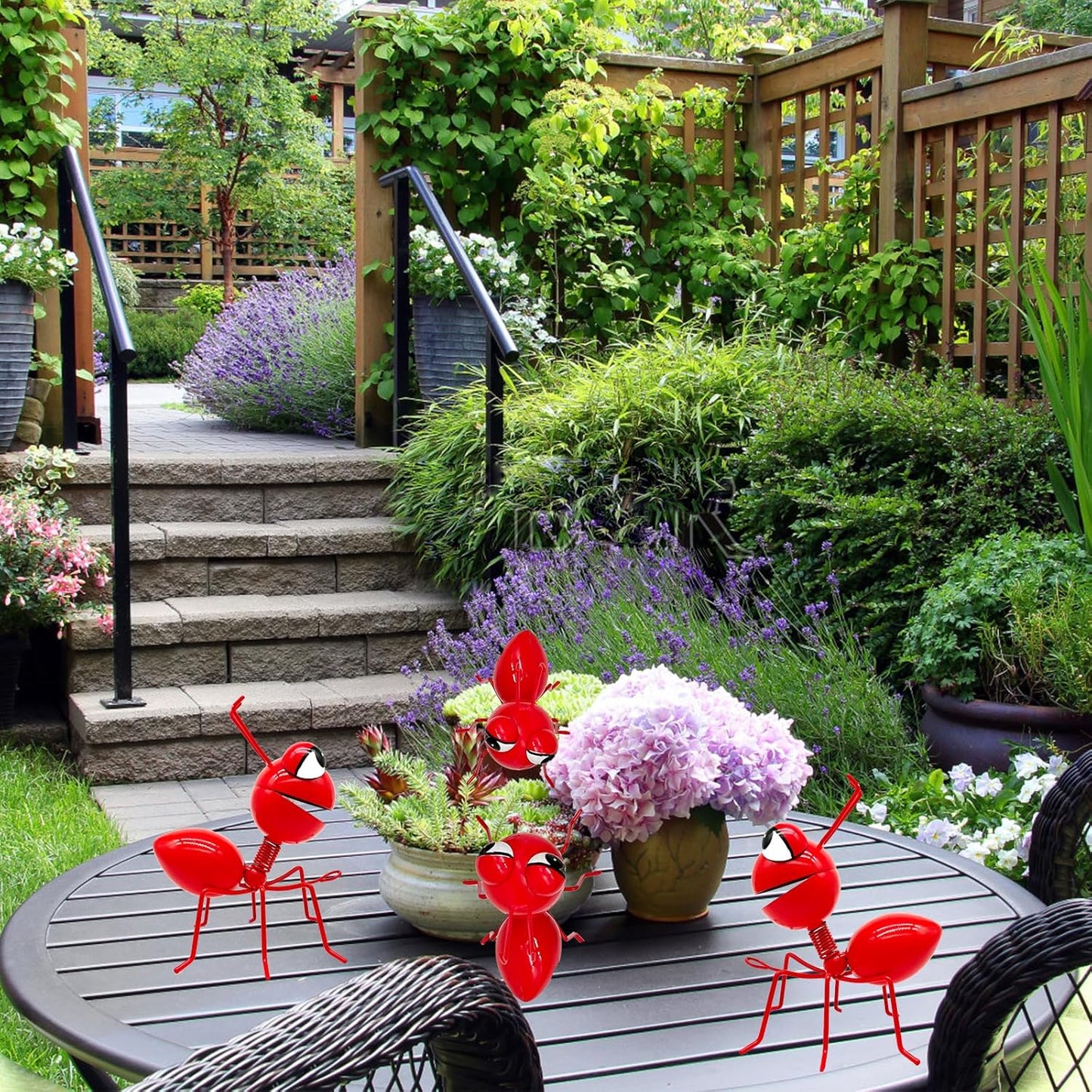 Metal Yard Art Garden Decorative Cute Ant Outdoor Wall Sculptures - Set of 4 Red