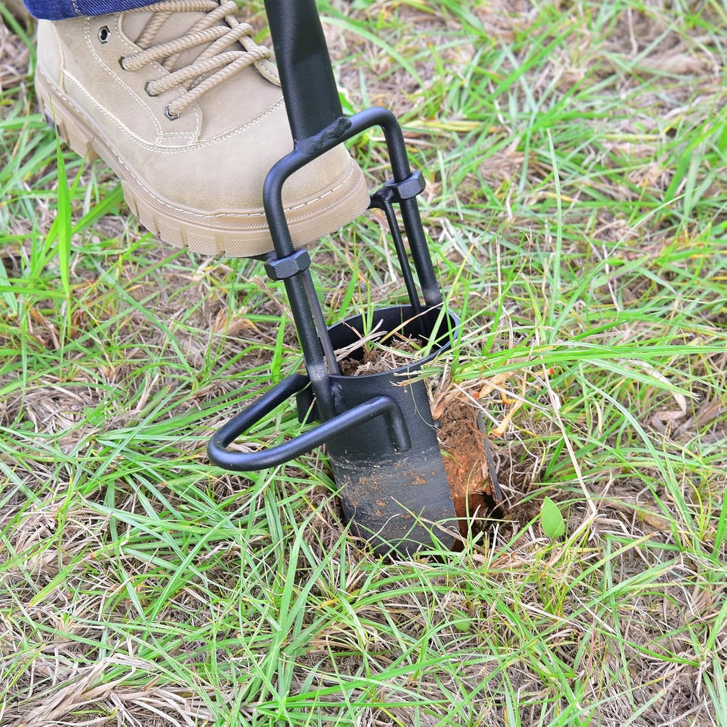 Sod Plugger, Bulb Planter with Long Handle and Serrated Base Garden Tool, Bulb Transplanter Also Grass Plug Tool for Digging Holes to Plant Tulips, Iris, Daffodils