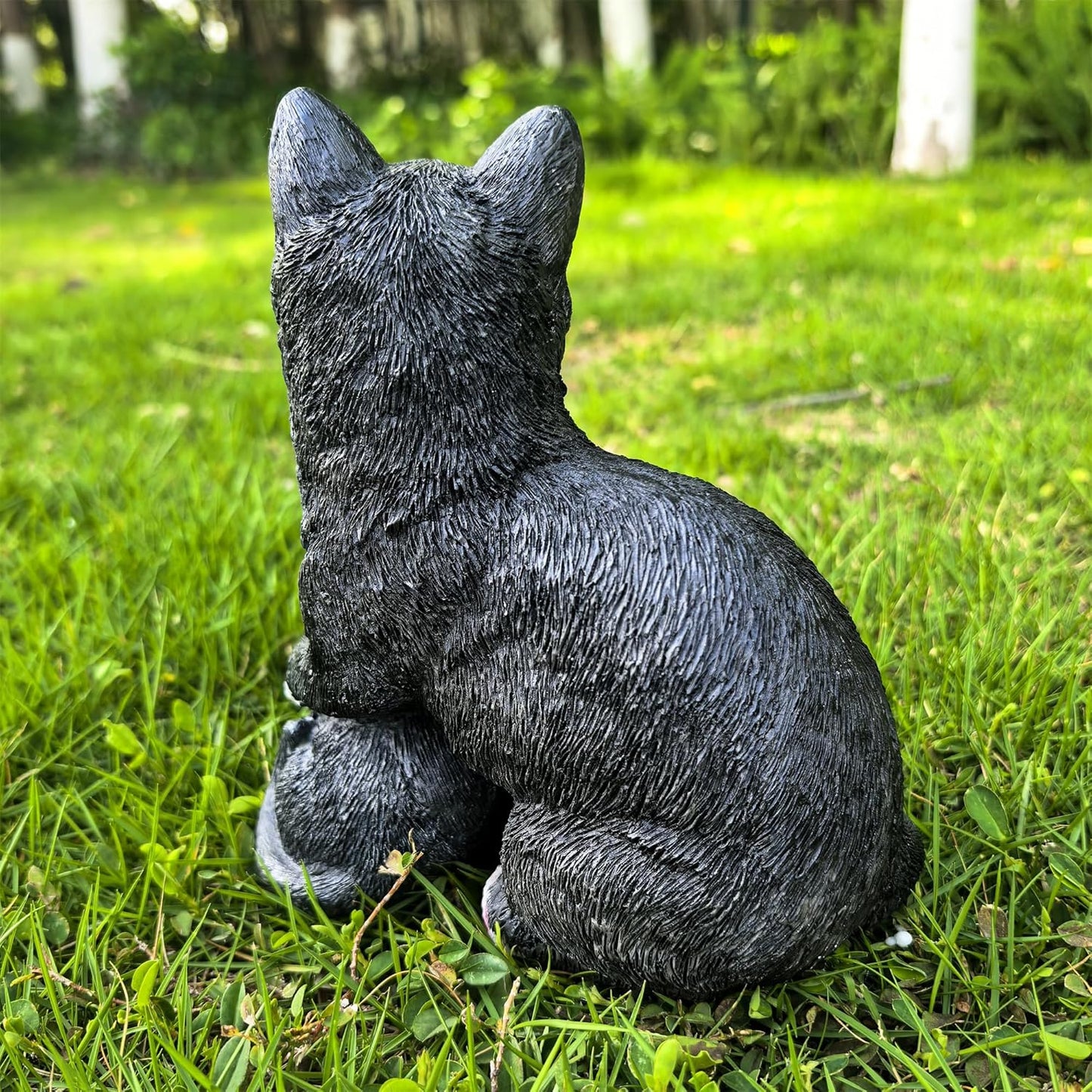 Mama Cat and Kitten Garden Statue,Outdoor Lawn Decorative Figurine Black Cat Statue for Patio Yard,Funny Animal Flower Bed Decor Art Sculpture