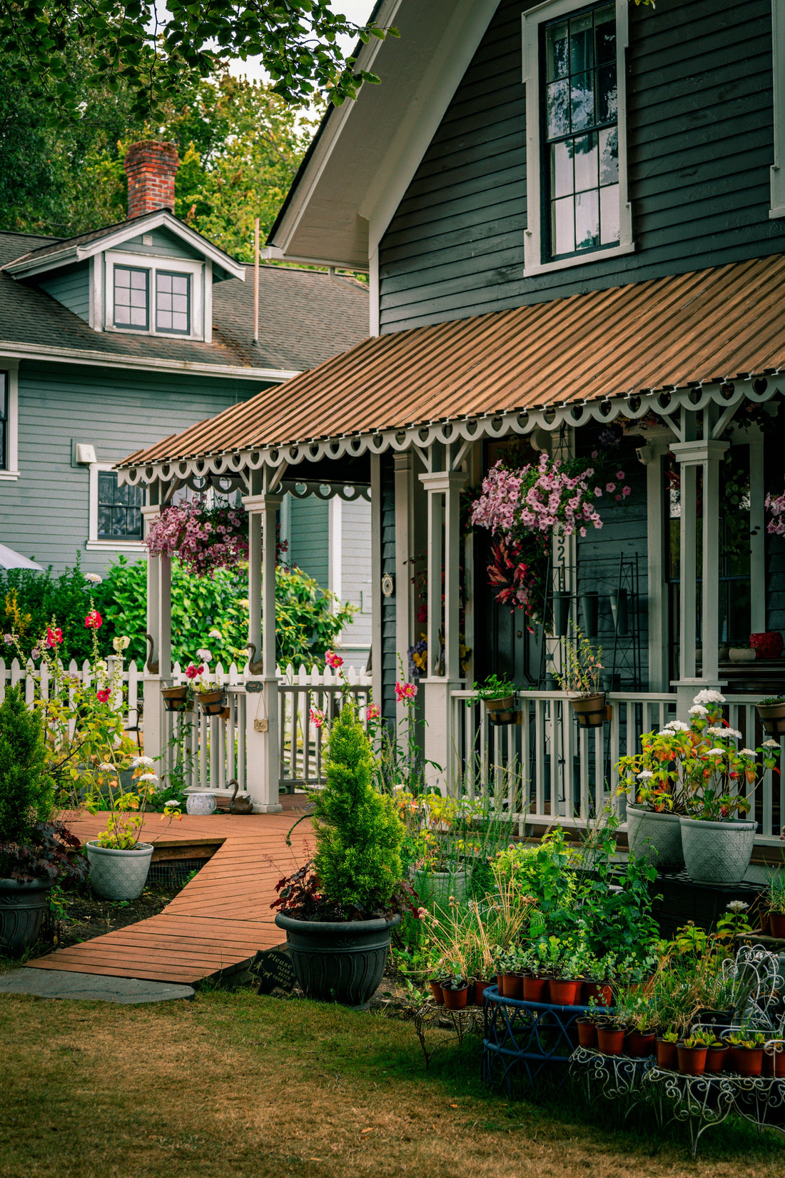 Cottage Garden Style Guide for Beginners