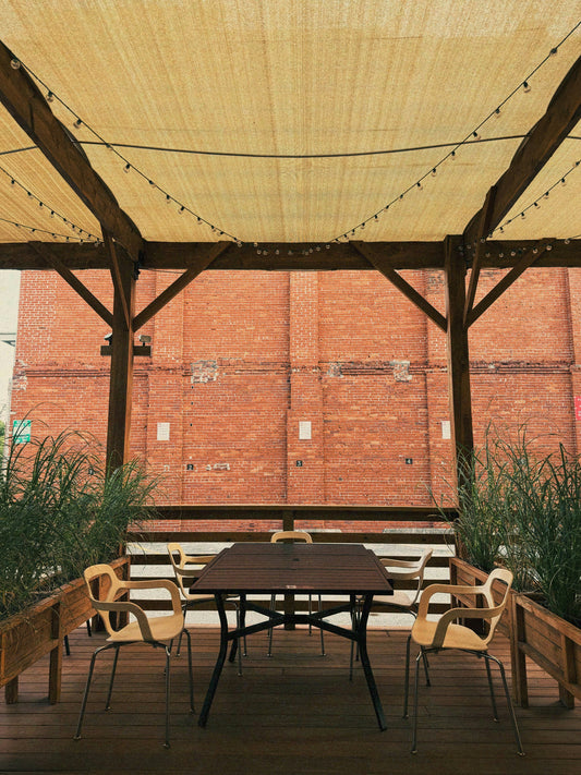Top Outdoor Lights That Upgrade Your Garden Instantly