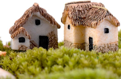 SUPVOX 8Pcs Mini Resin Village House Figurines for DIY Moss Micro Landscape Terrarium Decor Fairy Garden Bonsai Office Desk Ornament