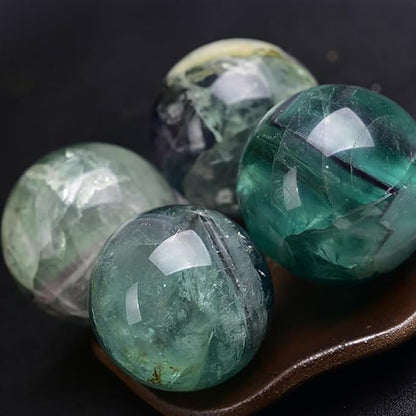 6-7CM/2.36-2.76inch Natural Crystal Ball Fluorite Sphere Polished Divination Ball Decorative Sphere Healing Crystals Ball Crafts Healing Stone Collect Gifts Home Decoration(Fluorite, 60-70mm)