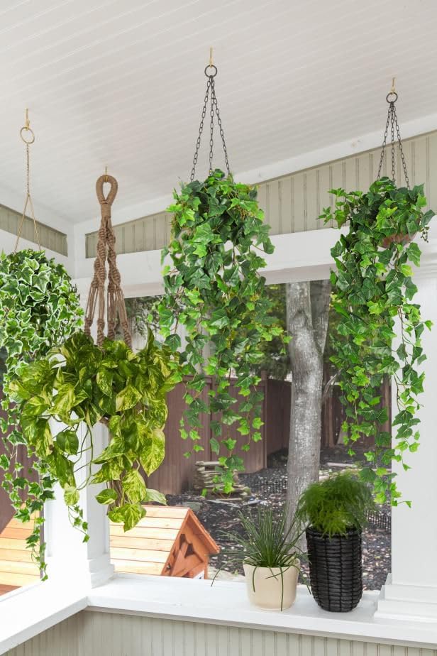 RECUTMS Artificial Ivy Hanging Leaves Plants Fake Vines Garland Real Touch Faux Plastic Bushes for Outside Home Wall Garden Wedding Party Bar Decor 39.4’’