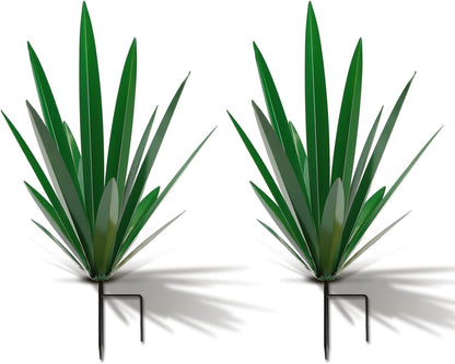 Homight Large Agave Sculpture Rustic Metal Agave Plant Outdoor Interior Decoration Outdoor Lawn Decoration Yard Wooden Posts Matching Garden Suitable for Patio