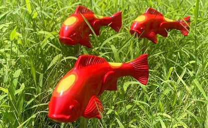 Koi Fish Decor Garden,Koi Art Decor Resin Sculptures with Stake, Garden Sculptures & Statues,A Set of 3 Pieces Fish Sculpture for Outdoors, Patio, Yard, Lawn, Pond and Home Decoration (Red)