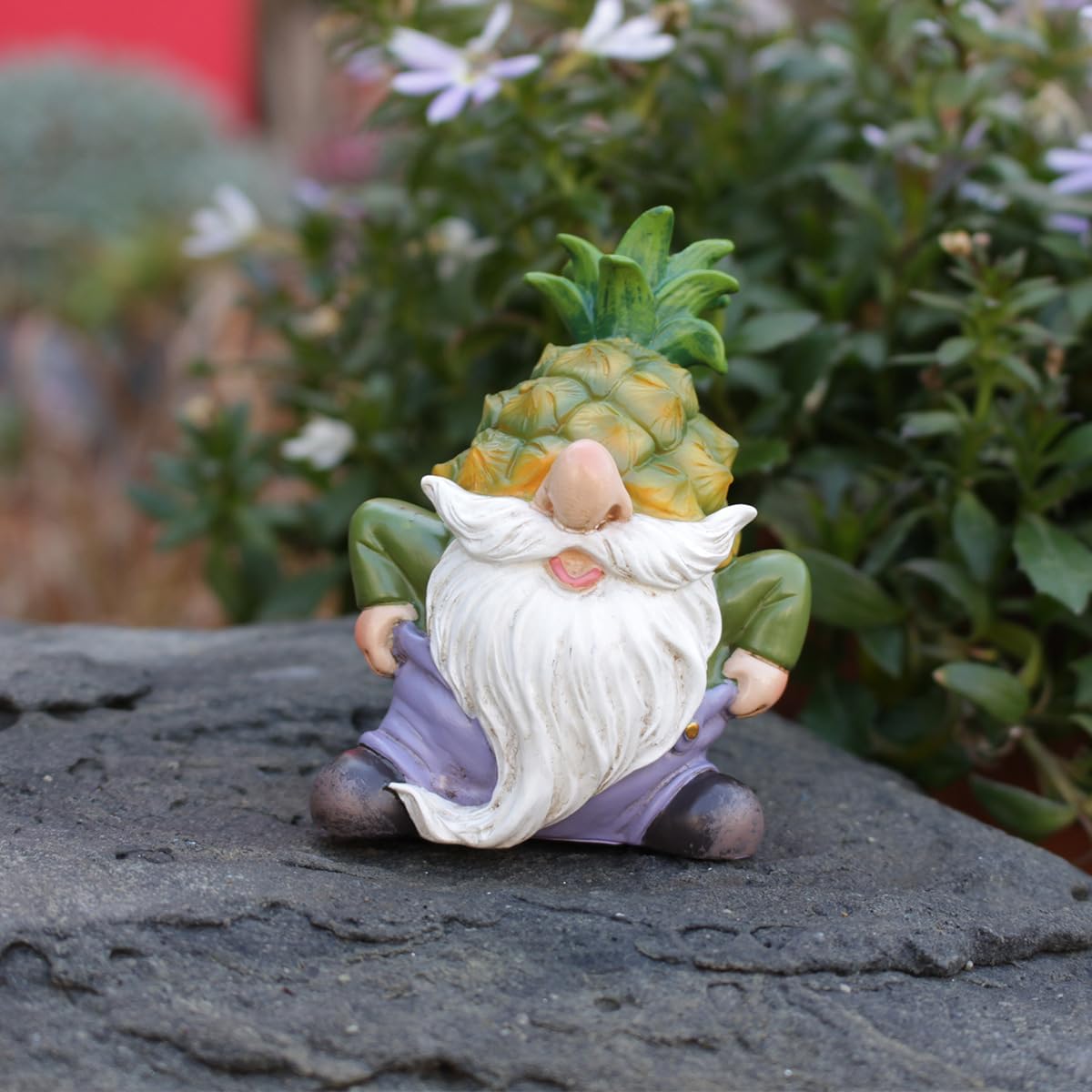 Purple Star Mini Pineapple Gnome Fairy Garden Gnome Miniature Figurines for Fairy Garden Accessories Outdoor Small Resin Gnomes Statue Decor for Plant Pot Decorations Green