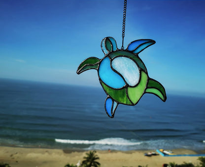 Sea Turtle Stained Glass Window Hangings Suncatcher Ornament,Sea Turtle Decor for Bathroom Office,Navy Beach Theme Decoration Gift for Parents Grandma Aunt Housewarming Gifts