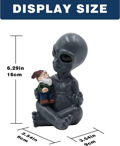 Dnoifne Alien Hugging Gnome Garden Decoration Statue, Resin Alien Dwarf Statue, Waterproof Garden Alien and Gnome Statue for Patio Lawn Porch Decoration Birthday Gifts Housewarming Gifts