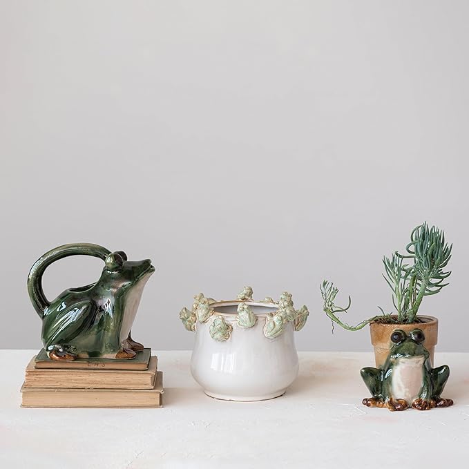 Creative Co-Op Stoneware Planter with Frog Figurine Rim, Multicolor