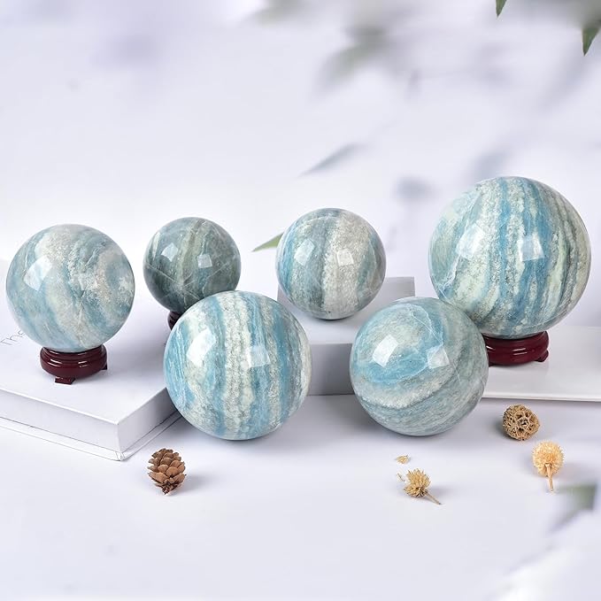 JIC Gem Natural Large Trolleite Crystal Ball Sphere Blue Healing Crystal Gemstone Ball with Display Stand Home Decor Meditation Grid Energy Balance (90-100mm)