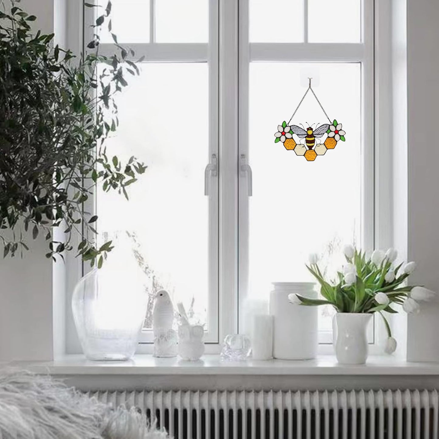 Bee Decor Stained Glass Window Hanging,Honeybee Honeycomb with Flowers Suncatcher for Window,Wall Art Ornaments,Birthday Gifts for Women,Friends,Housewarming Gift
