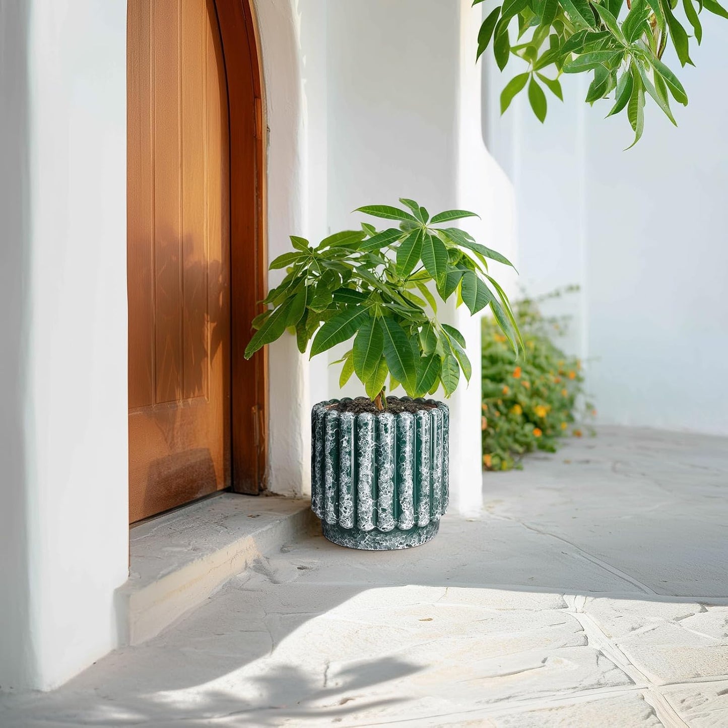 Ceramic Pots for Plants - 9.6 Inch Plant Pot Indoor with Drainage Hole, Large Ceramic Planters for Outdoor, Fluted Round Flower Planter, Home Decor Living Room, Birthday Gifts, Green