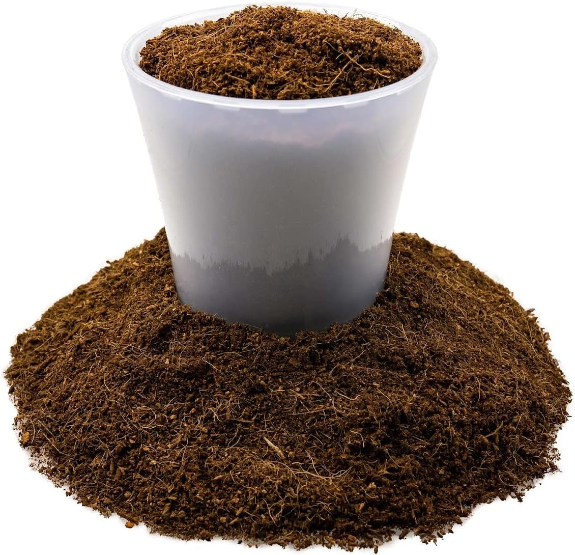 Premium Organic Coconut Coir Mix for Home Gardening - All Natural Soil Amendment - PH Balanced and Double Washed Coco Coir by Gardenera (2 Quart Bag)