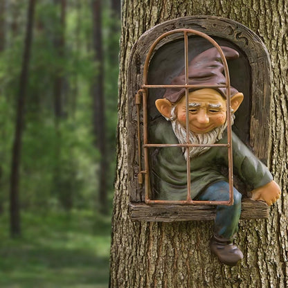 Elf Out The Door Gnome Tree Hugger Statue, Funny Whimsical Garden Peeker Sculpture, Resin Tree Face Decor Outdoor, Hanging Gnome Figurine for Yard Patio Lawn Porch Decoration, 7"x13"