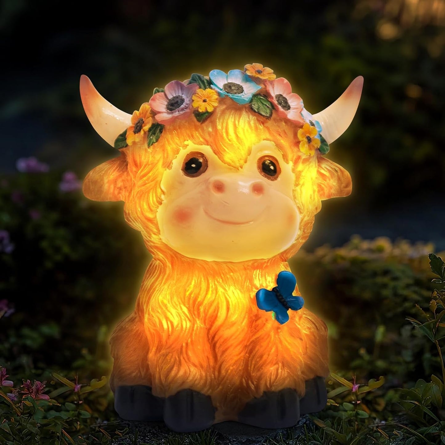 Solar Garden Decor Outdoor Statues Cow - Lawn Decor Statue for Patio, Balcony, Yard Ornament - Unique Gifts for Housewarming, Birthday, Christmas