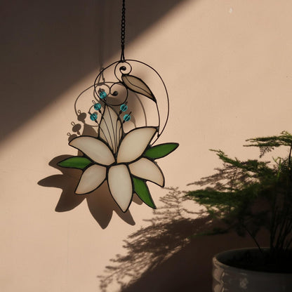Women Birthday White Lily Flower Gift for Her, Floral Gift Stained Glass Window Hangings Suncatcher Anniversary Love Gifts for Mom Grandma Aunt Sister