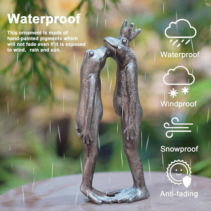 Frog Decor Garden Statue Decor Outside - Couple Kiss Plog Statue Outside Frog Figurines for Yard Patio Lawn Decorations Couple Frogs Front Yard Decorations Outdoor 3.5" 2" 8.75"