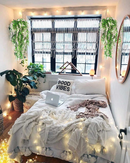 Hanging Monkey Grass Artificial Plants with Lights Outdoor Faux Hanging Plants Indoor Artificial Hanging Plants Wall Decor Fake Hanging Planta for Wall House Room Patio Bedroom Decoration(White)