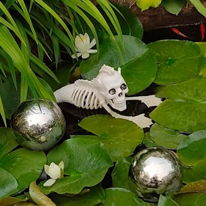 Nerien Gazing Ball, 3.9" Stainless Steel Garden Mirror Globe, Polished Ornament Sphere, Hollow Floating Reflective Hemisphere, for Home Outdoor Pond Housewarming Swimming Pool Decoration, Silver, 2pcs