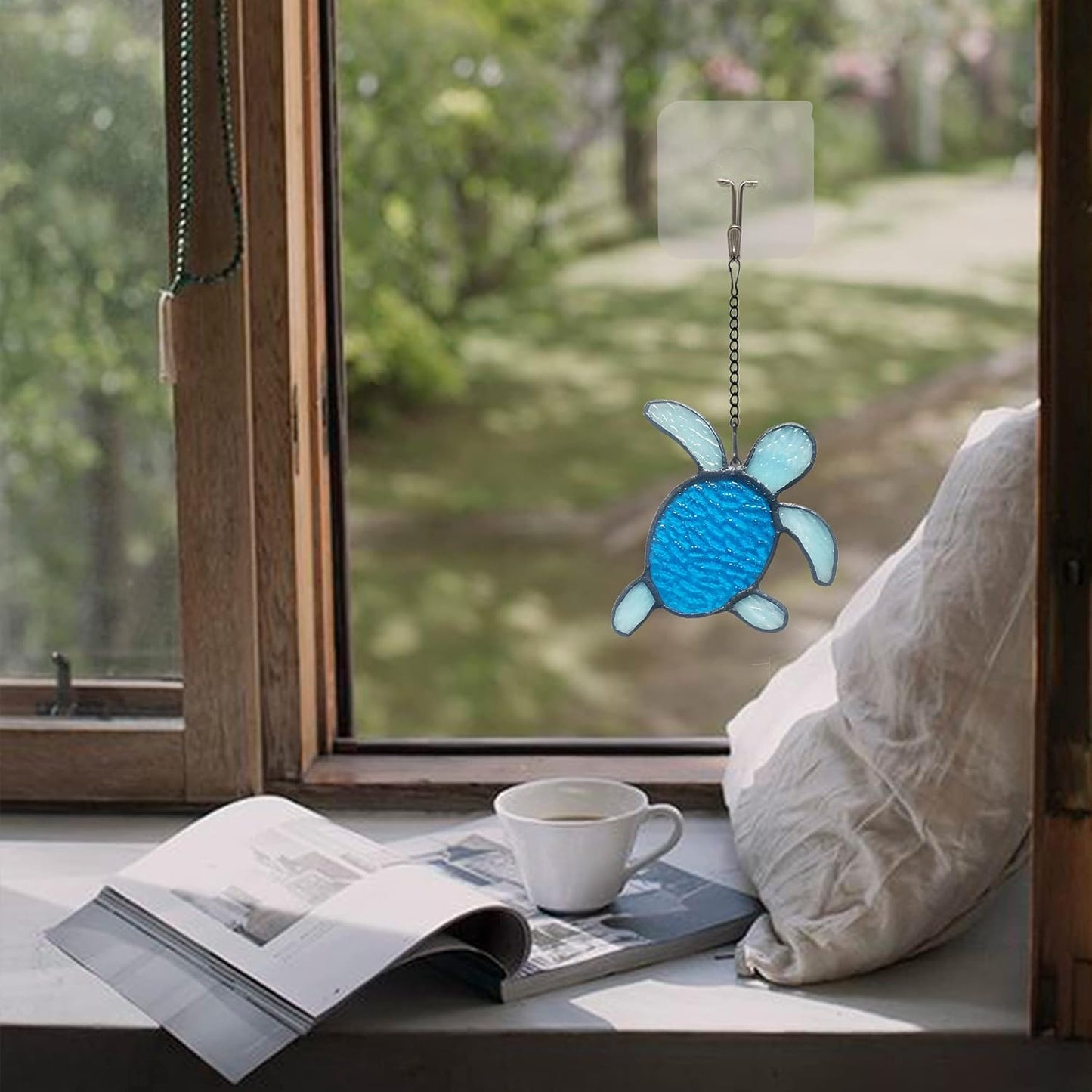 Sea Turtle Decor Stained Glass Window Hangings,Sea Turtle Sun Catcher Wall Art Window Decor for Bathroom Living Room Beach Theme Sea Life Birthday Gift for Women