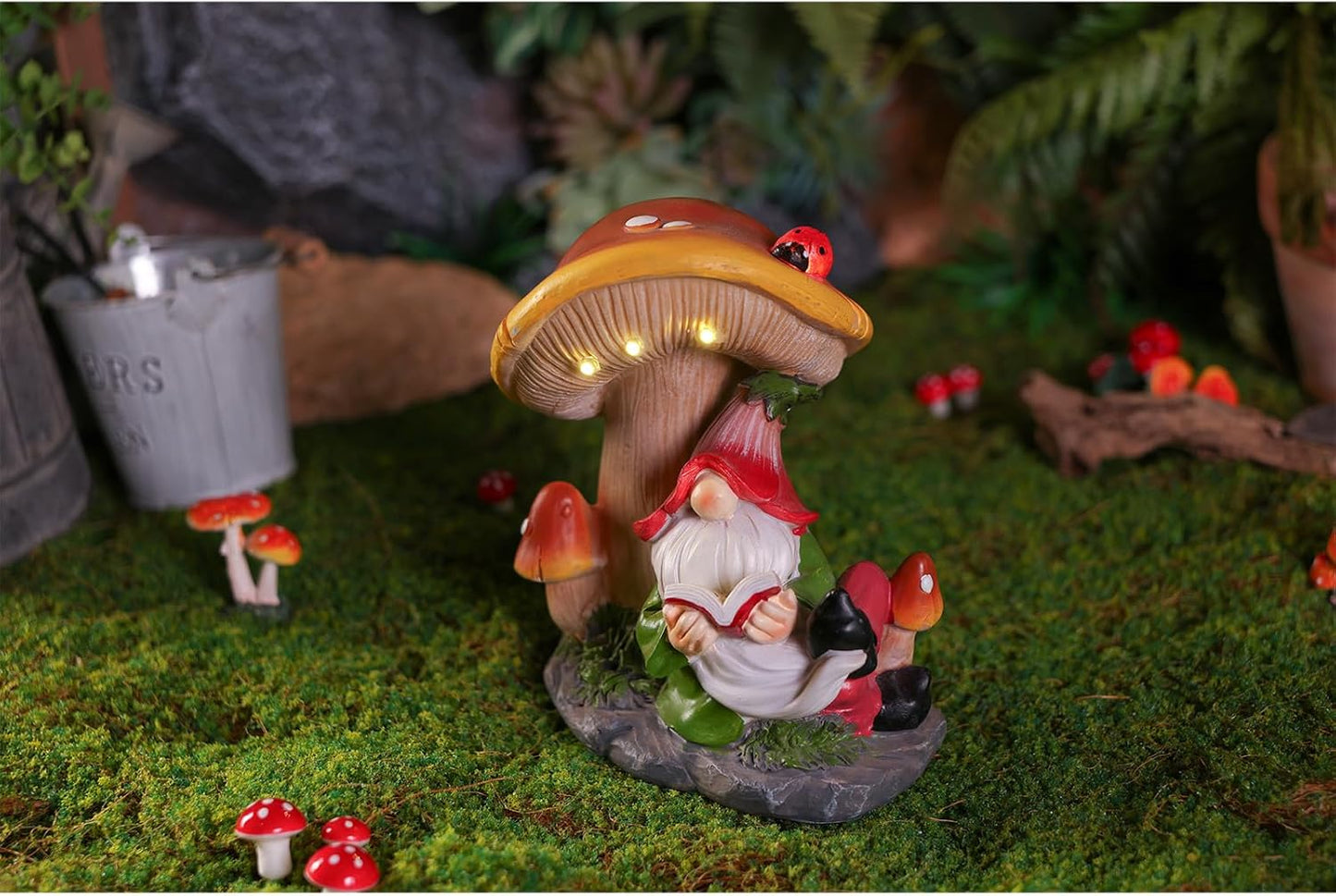 Garden Gnomes Statues Outdoor Decor Outside Yard Art Mushroom Solar Light Funny Gnome Figurine for Yard Patio Gifts for Mom Women (Multicolor)