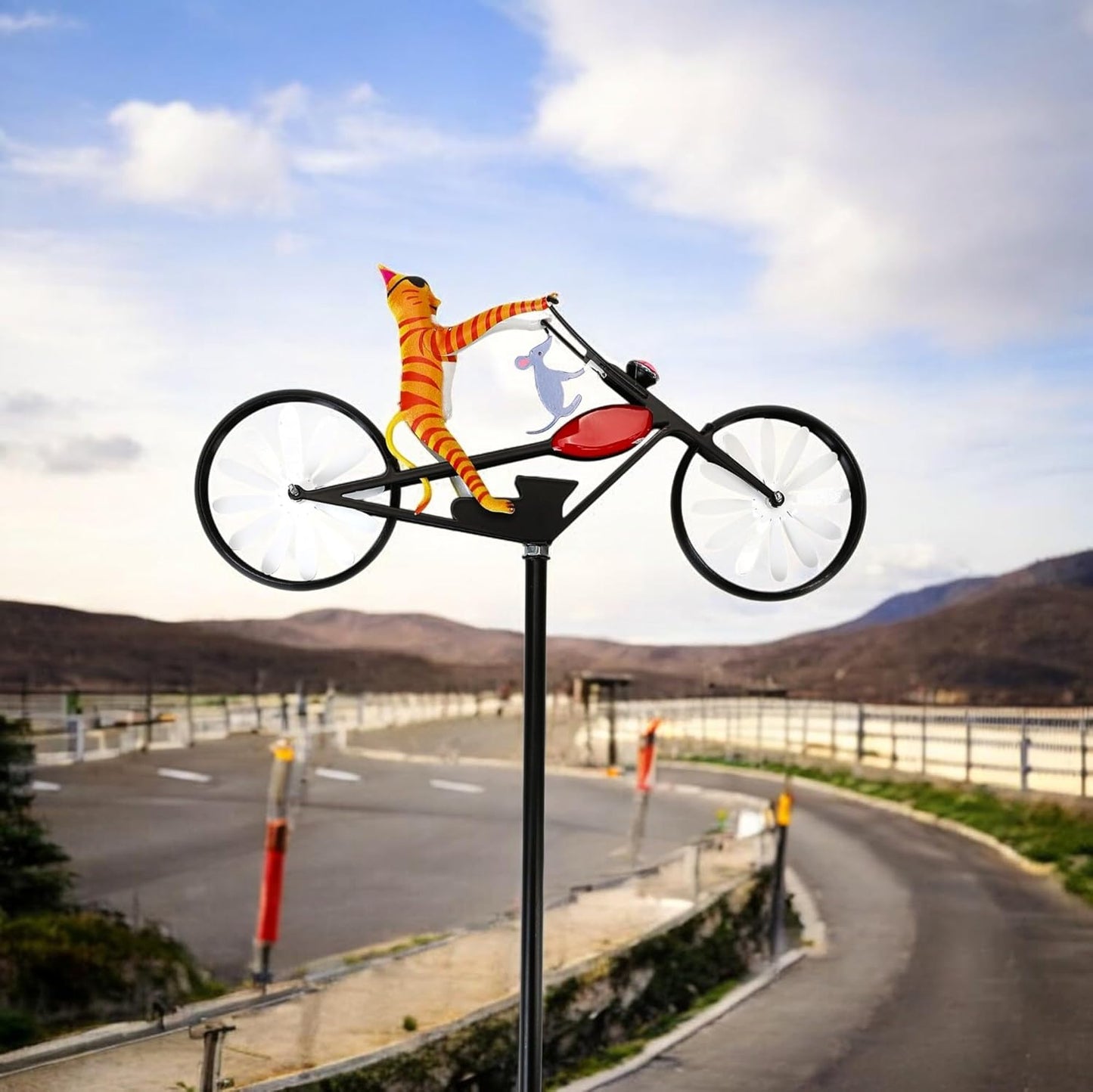 Vintage Cat Bicycle Wind Spinner, Funny Animal Riding Bike Metal Spinners Decoration Sculptures, Colorful Kinetic Pinwheels with Stakes for Yard Garden Lawn, Pet Pin Wheels Outdoor Decor