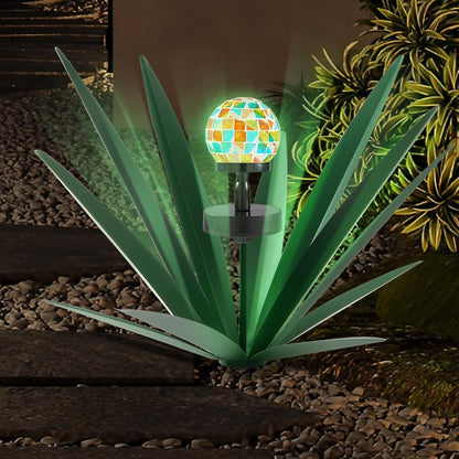 TOMBABY Solar Rustic Garden Style Metal Agave Plants Outdoor Patio, Home Decor Hand-Painted Metal Agave Garden Patio Statues, Suitable for Desert Areas, Outdoor Lawn Decorations (3 Solar Green)
