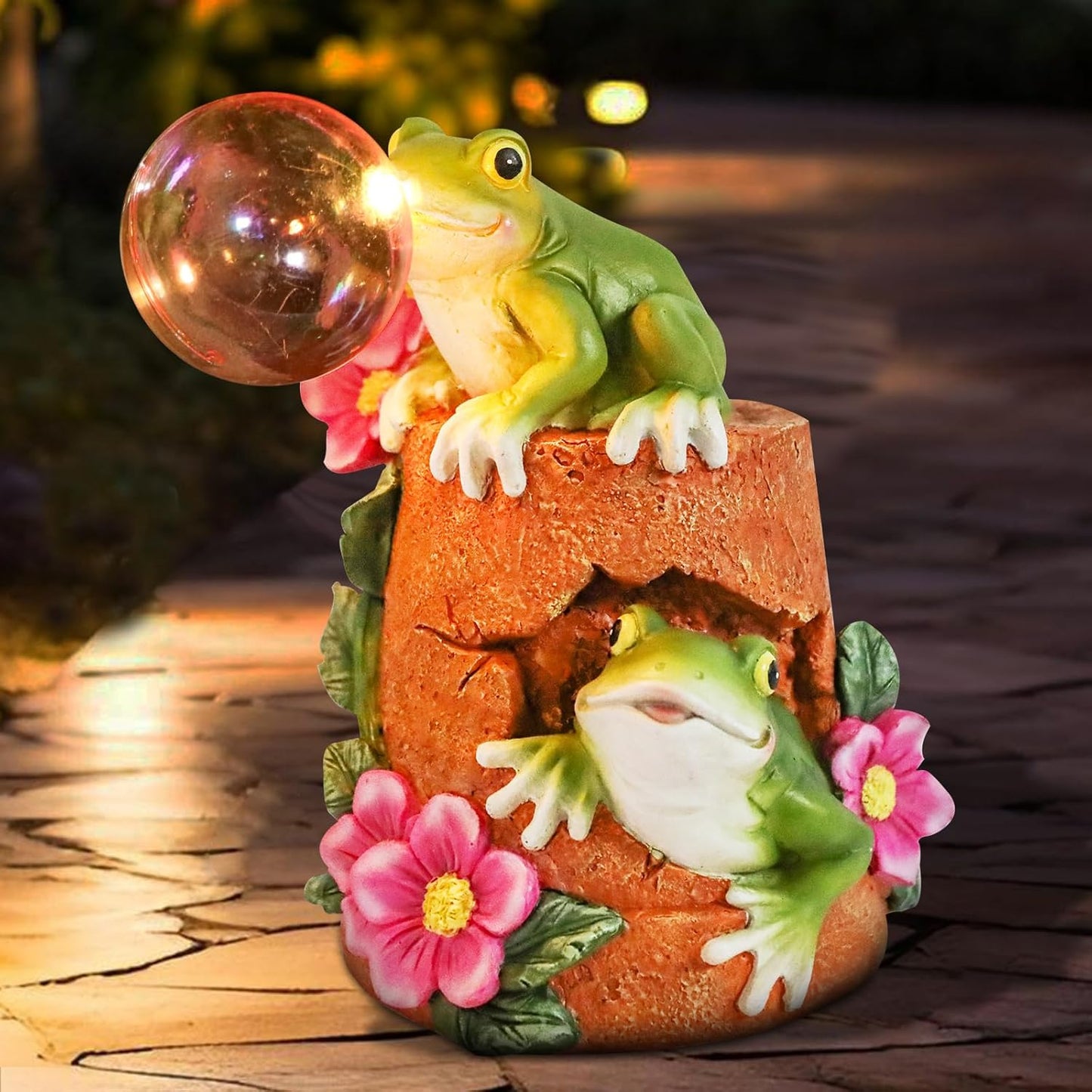 Afirst Solar Garden Outdoor Statues Frog Solar Garden Statue Blowing Bubble with Flowers Waterproof Resin Figurines Yard Outdoor Decorations for Patio Yard Lawn Ornament Gifts