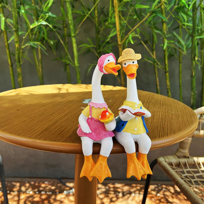 Handside Garden Statues Couple Animal Cartoon Resin Cute Sitting Sculpture Goose Lovers Figurine Gift for Wedding Art Decor Goose for Yard Home Patio and Office