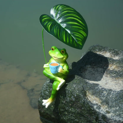 OwMell Frog Statue for Garden, Green Frog Figurine for Outdoor Decor Yard and Garden Decoration Resin Sculpture 6 Inches - Coffee & Leaf