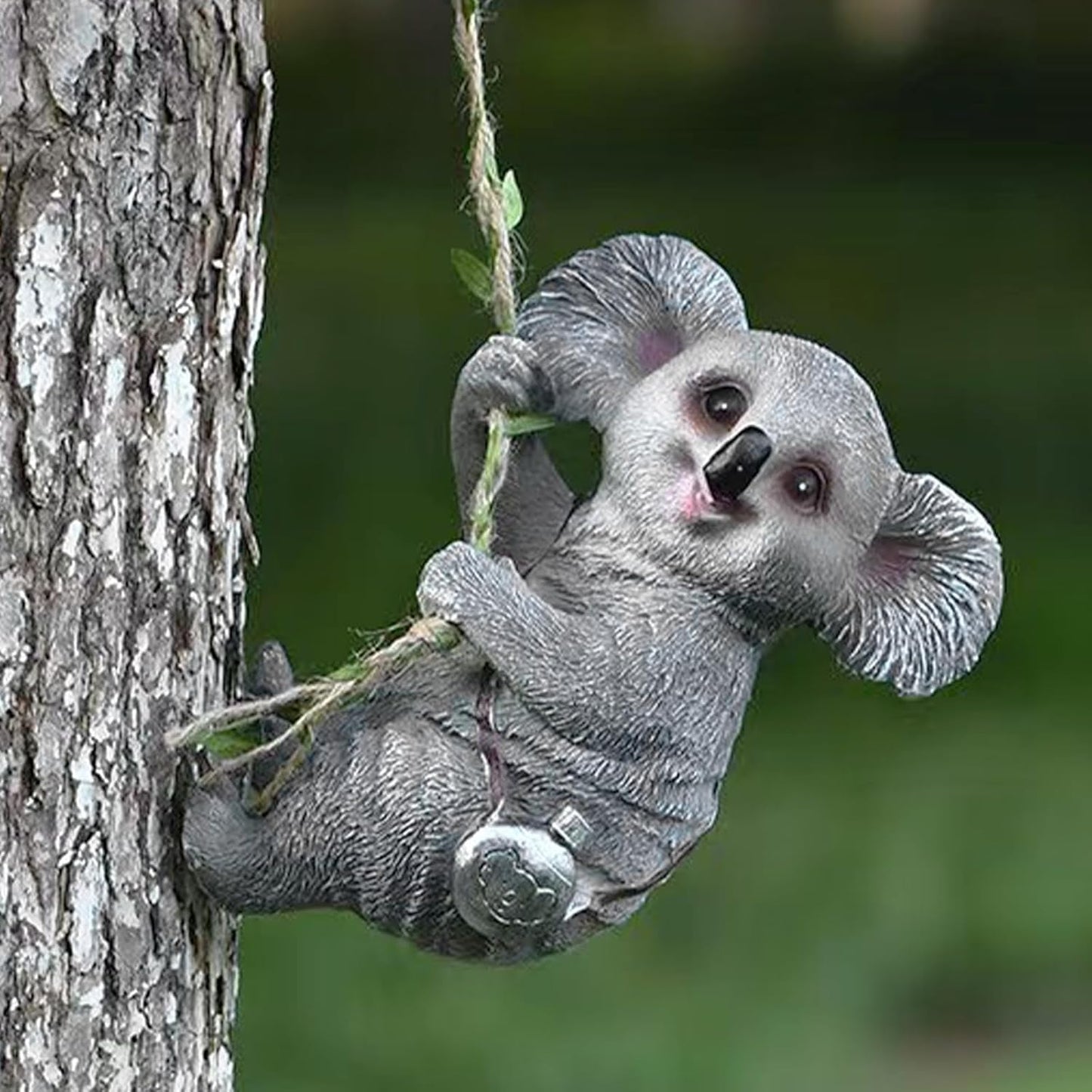 Outdoor Koala Resin Hanging - Rope Decor Statue, Animal Suspended Ornament, Ideal for Outdoor Patio, Lawn & Courtyard Decoration, Housewarming Gift for Friends