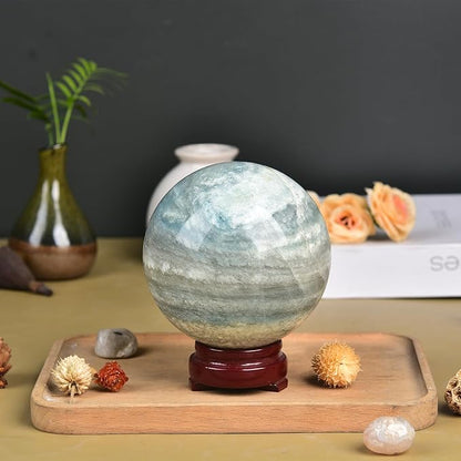 JIC Gem Natural Large Trolleite Crystal Ball Sphere Blue Healing Crystal Gemstone Ball with Display Stand Home Decor Meditation Grid Energy Balance (90-100mm)