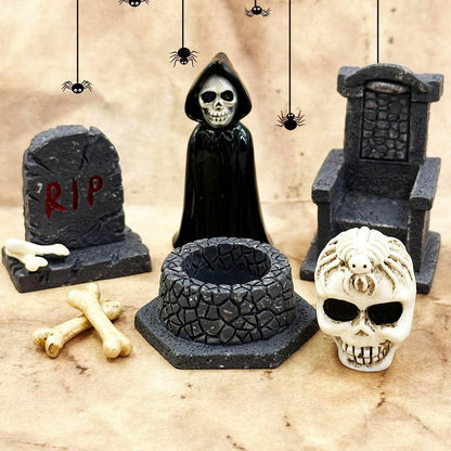 Halloween Miniature Figurines - 18Pcs Resin Ghost Tombstones Skull Heads Scene Ornaments Halloween Garden Accessories Mini Figurine Decorations for Outdoor Statues Home Village Crafts Decor