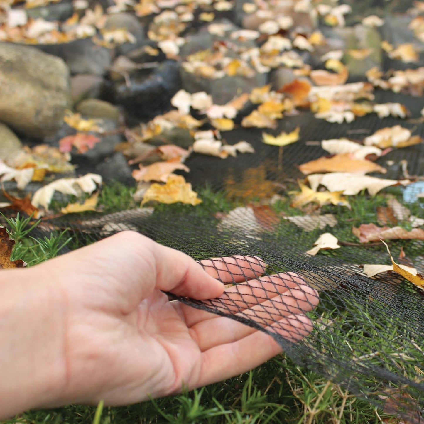 Koi Pond Netting for Leaves 14x14 Ft, 1/2 in Strong Woven Fine Mesh Pond Leaf Net Cover, Protecting Koi Fish from Herons, Raccoons, Birds, Cats & Predators, 14 Pcs Stakes Included