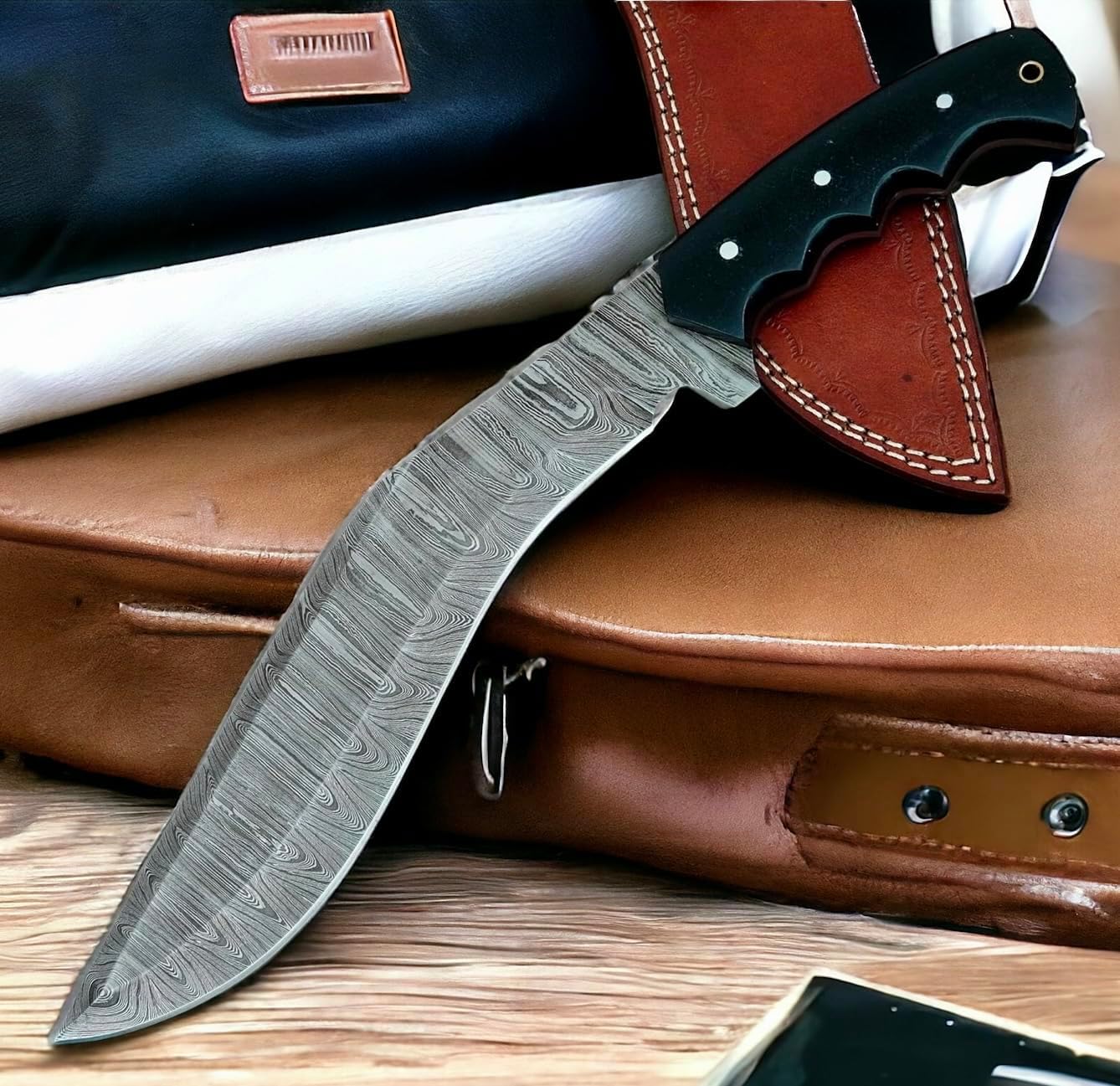 Poshland REG-166 Custom Handmade Damascus Steel kukri Knife - Perfect Grip G10 Handle