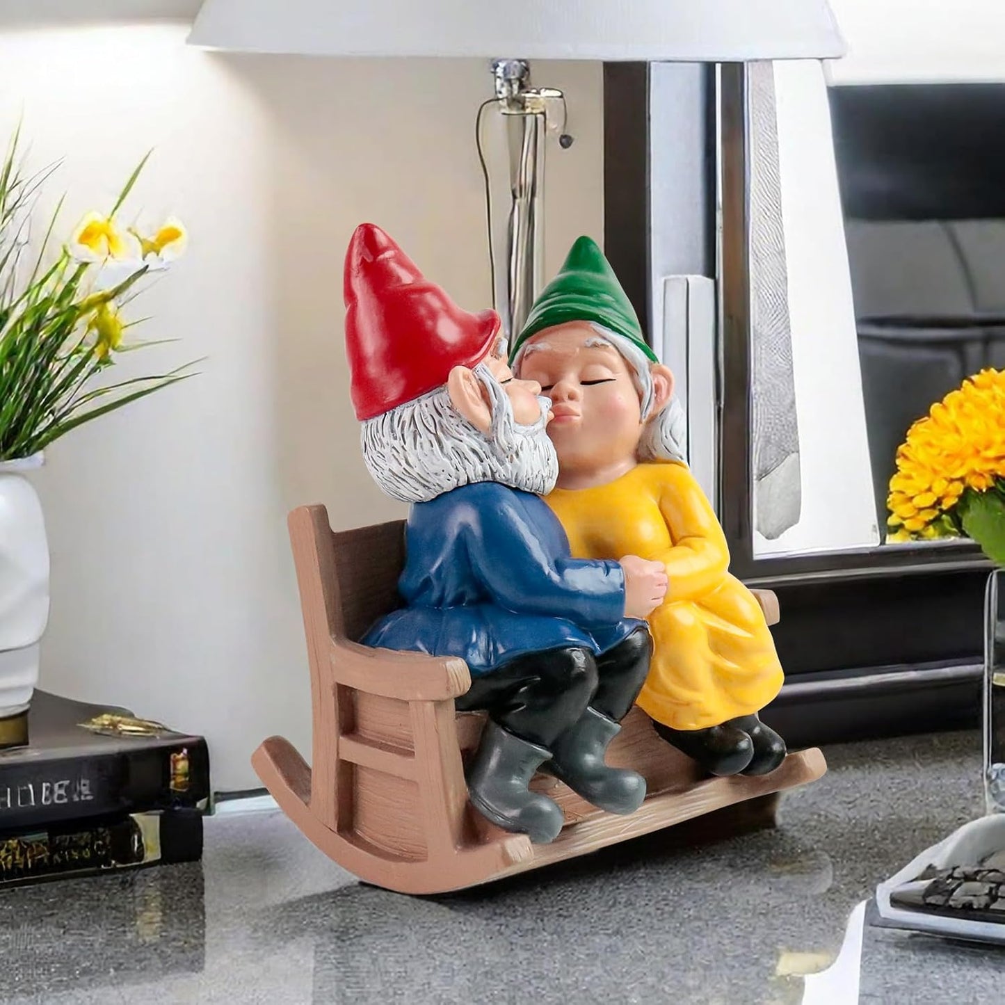 Kiss Garden Gnome Statue Couple in Love Collectible Figurine Mr and Mrs Gnome Sculpture Romantic Gnome Lover Couple Statues Indoor Outdoor Yard Home Décor Mom Dad Friends Gifts