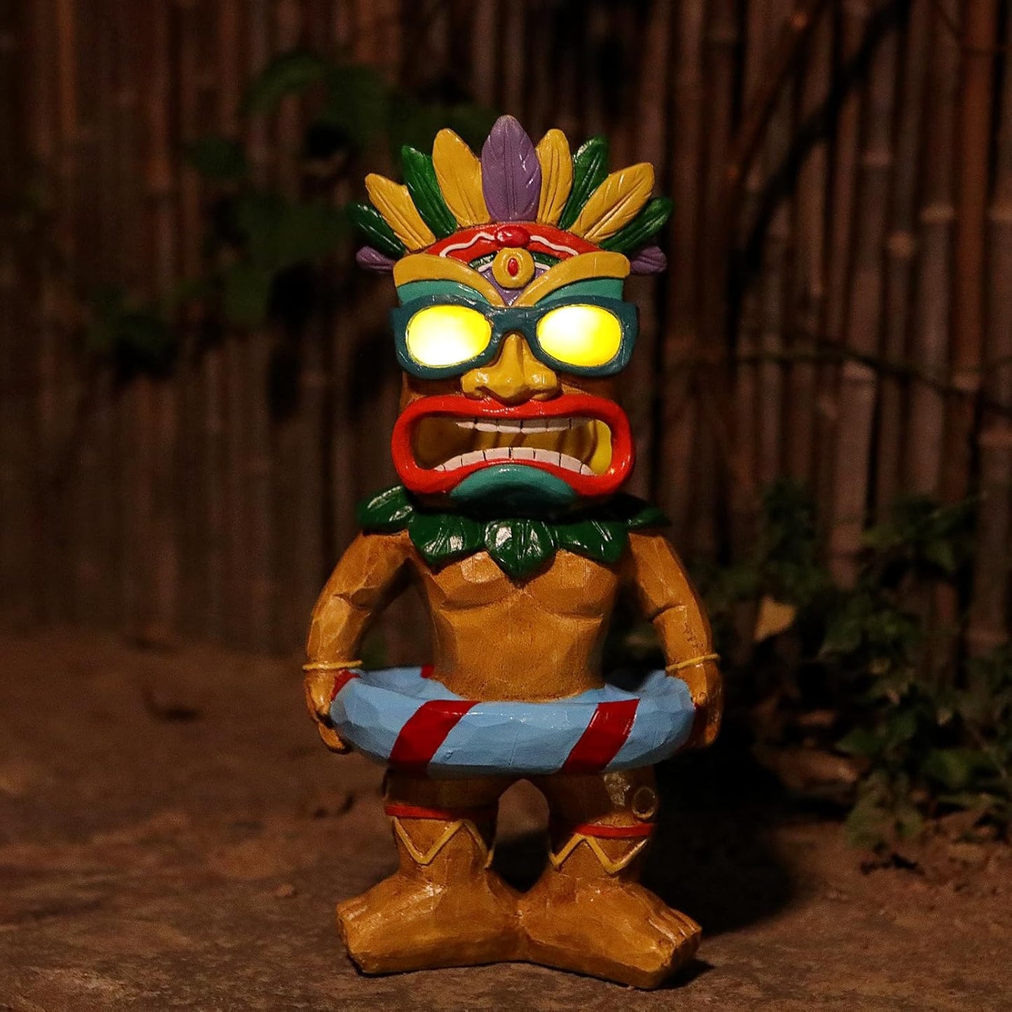 Tiki Statue with Swim Ring - Tiki Bar Decorations Outdoor Decor, Garden Statue with Solar Light for Patio Porch Poolside Balcony - Yard Art Lawn Ornaments Figurine Gardening Gift for Tiki Lover