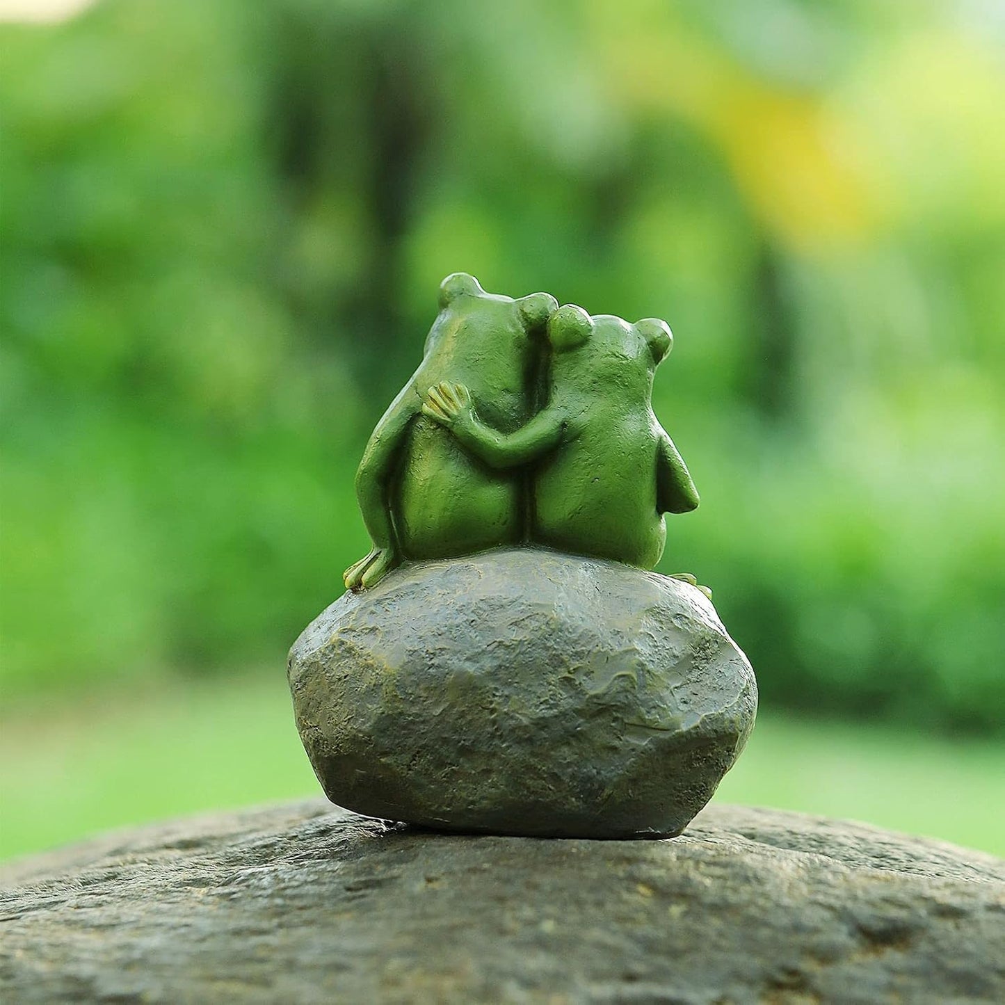 Resin Frog Garden Statue, Green Frog Figure for Outdoor Decor Yard and Garden Decoration Resin Sculpture (Style 1)