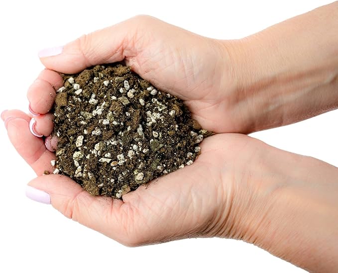 Moisture Control Potting Mix - Perfect for Indoor and Outdoor Container Gardening! - 10 Quart