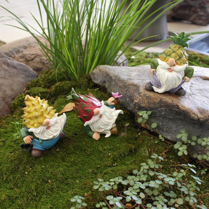 Purple Star Mini Gnome Fairy Garden Gnome Miniature Figurines for Fairy Garden Accessories Outdoor Small Resin Gnomes Statue Decor for Plant Pots Decorations Red